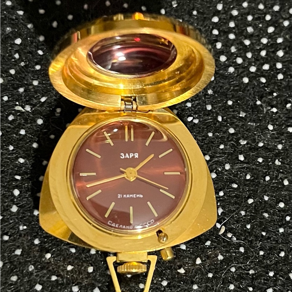 Gold and red Pocket Watch with Chain